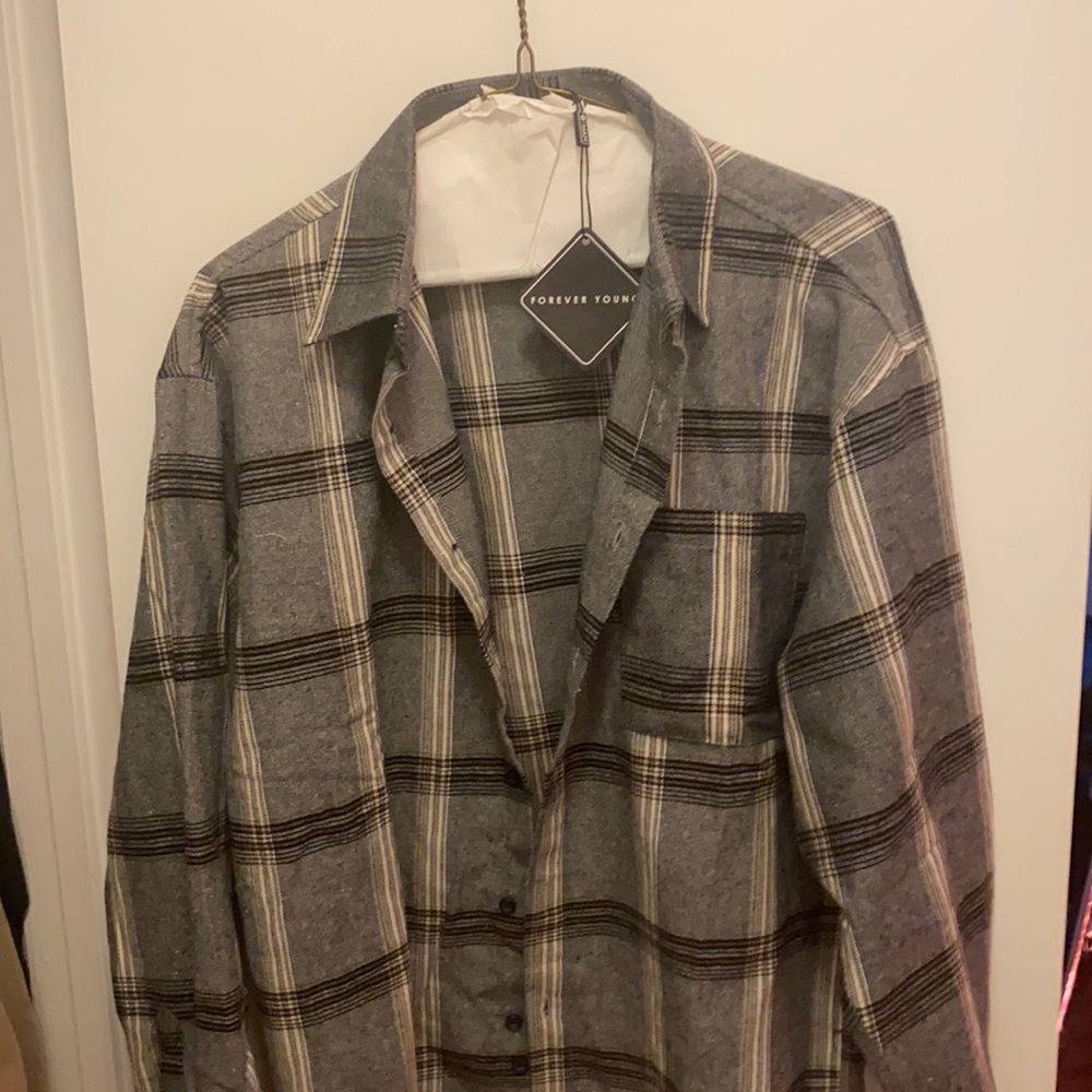 Brand new grey/black flannel! Large